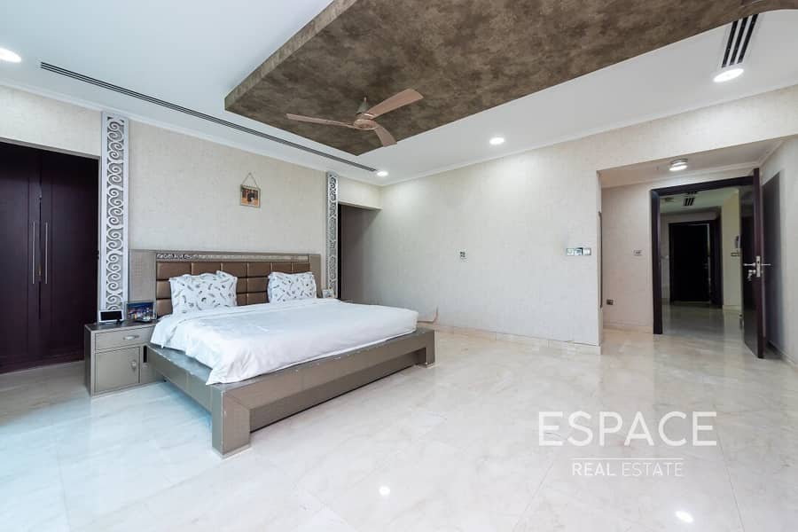 9 One of a Kind Villa - Jumeirah Park - Modern