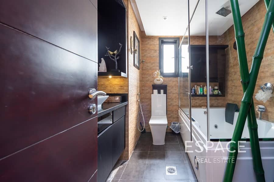 10 One of a Kind Villa - Jumeirah Park - Modern