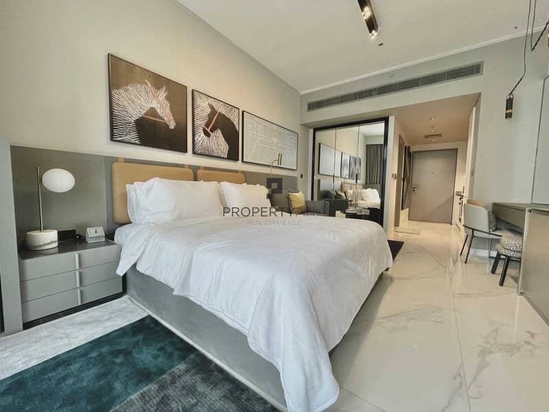 7 Brand New | Fully furnished canal-front residences