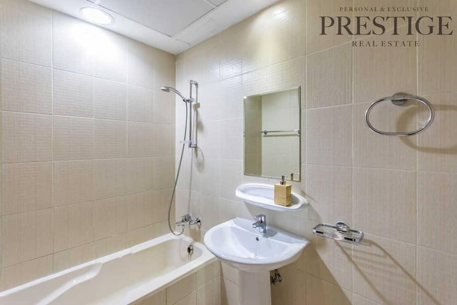 15 Exclusive | 1 Bed | Well Maintained