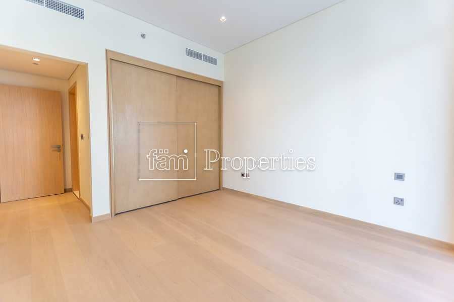 Brand New Spacious Apartment with Appliances