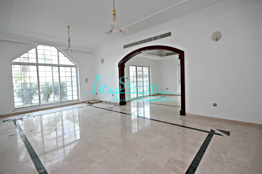 3 Very Beautiful 5 Bed|Maids+Drivers|Private Garden