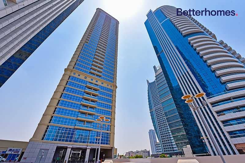 8 12 Cheques | Unfurnished | Near To Metro