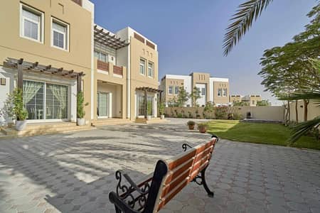 فیلا 5 غرف نوم للبيع في مدن، دبي - Stunning Single Row Corner Plot Vacant on Transfer فیلا 5 غرف نوم للبيع في مدن، دبي - Stunning Single Row Corner Plot Vacant on Transfer