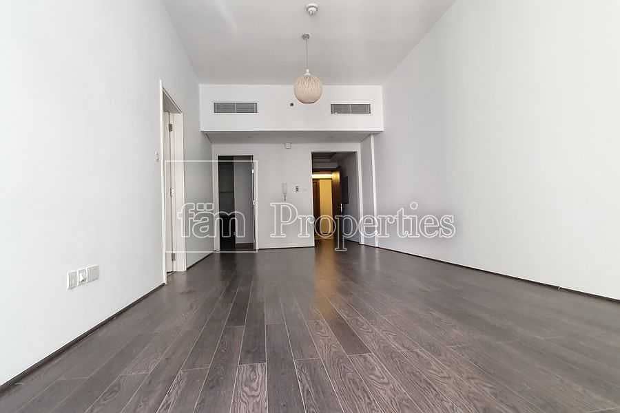 2 Large 1BR| Closed Kitchen| 921 SQ. FT