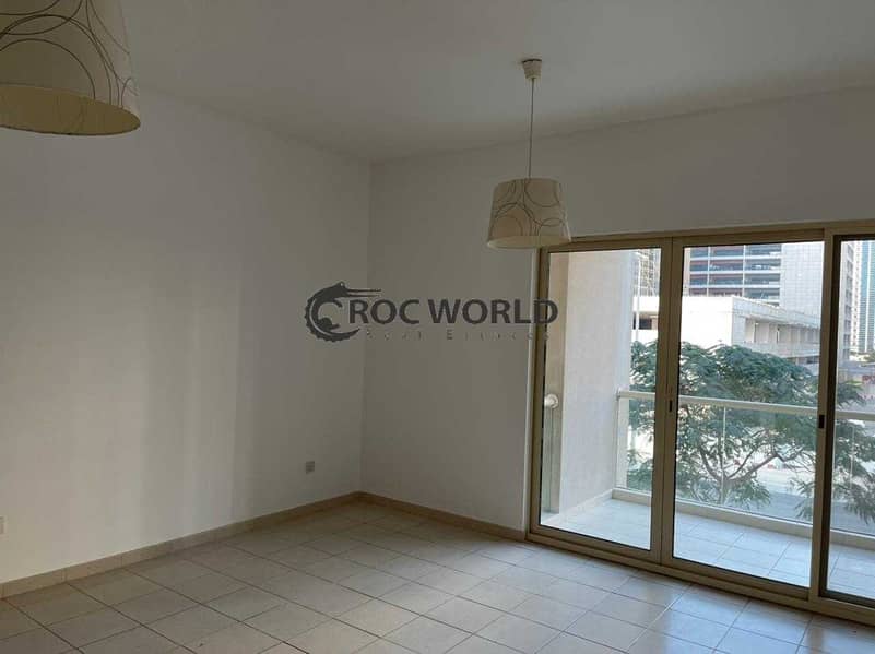 Tecom View | Chiller Free | Well Maintained Tecom View | Chiller Free | Well Maintained