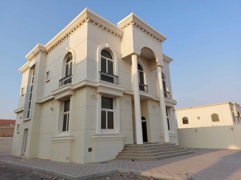 Luxury Villa For rent in al Rahmaniya-09-sharjah. . . .
