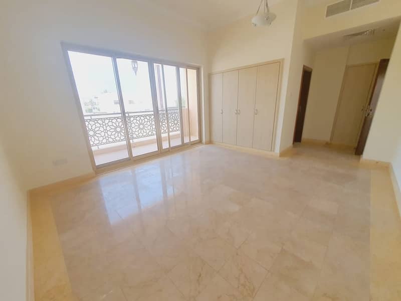 6 Very spacious 5bhk compound villa with study & shared pool+gym in umm suqaim 1 rent is 240k