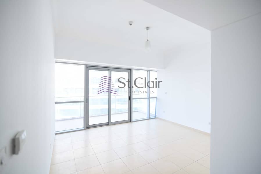 14 Amazing 3 Bedroom Apartment at Jewel Tower< Dubai Marina