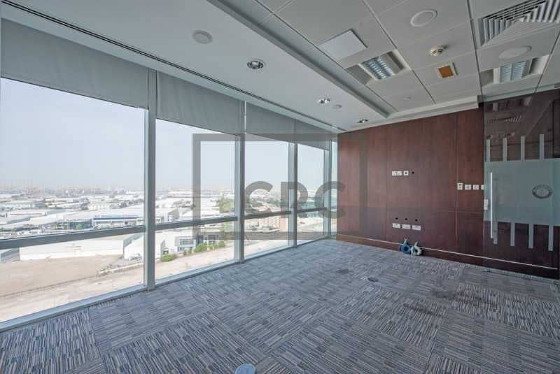 6 Fully Fitted With Glass Partitions| Near Metro