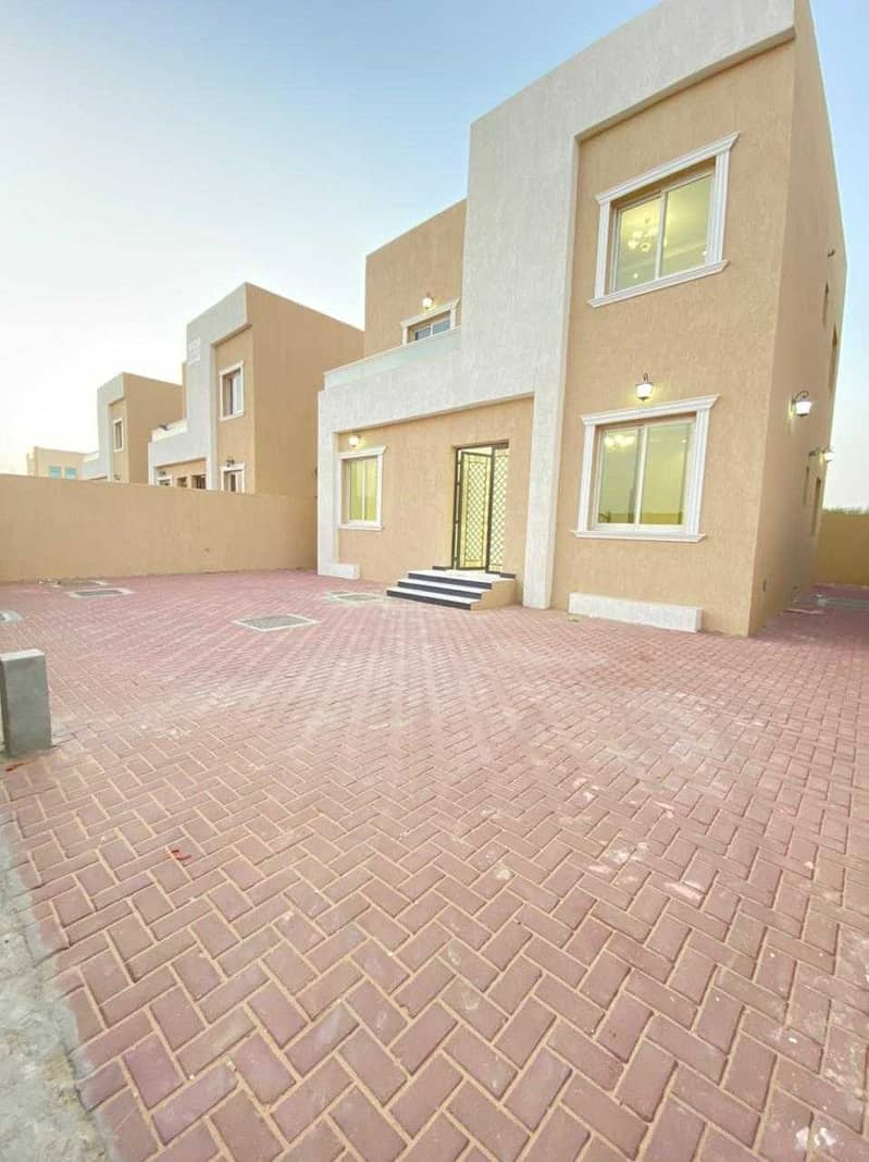 Villa for rent in Ajman, Al Zahia area
 first inhabitant
 On an asphalt str