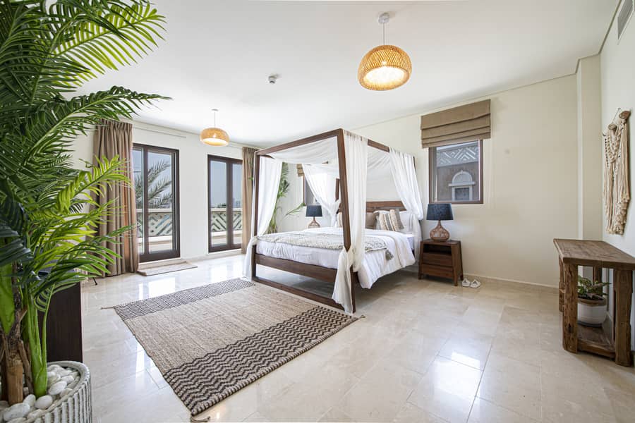 9 Bedroom