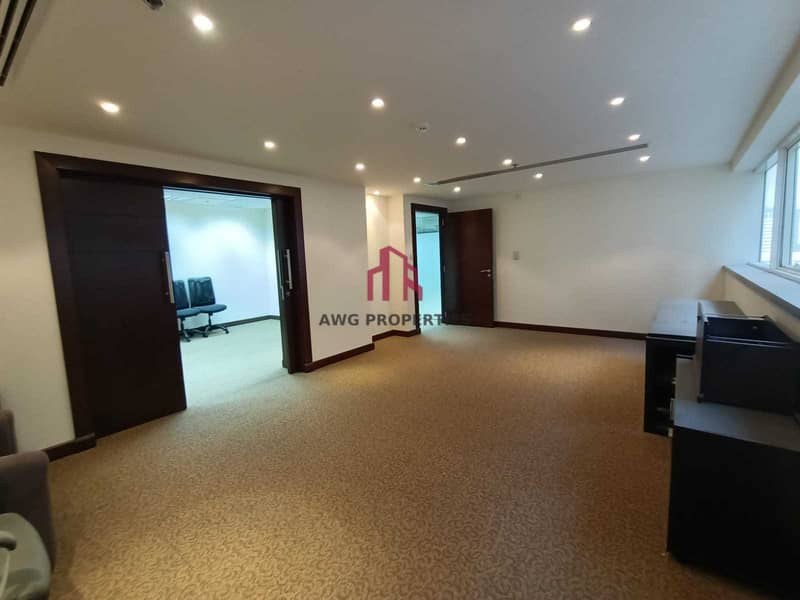 14 Fitted Office w/ Partitions n Furniture | Near Metro