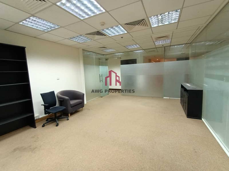 16 Fitted Office w/ Partitions n Furniture | Near Metro