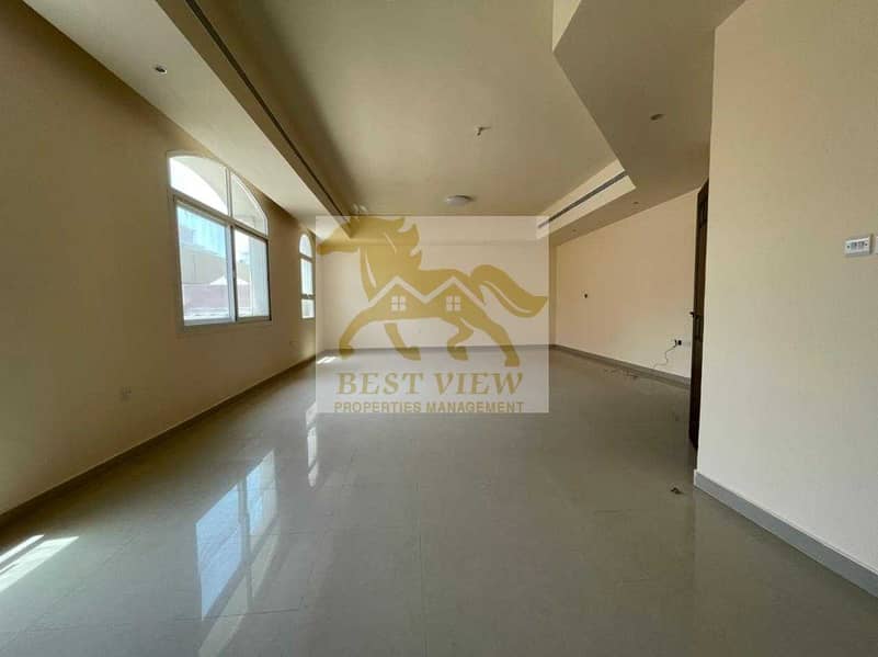 2 Excellent Villa Apartment 5 Bedrooms in Muroor Road.