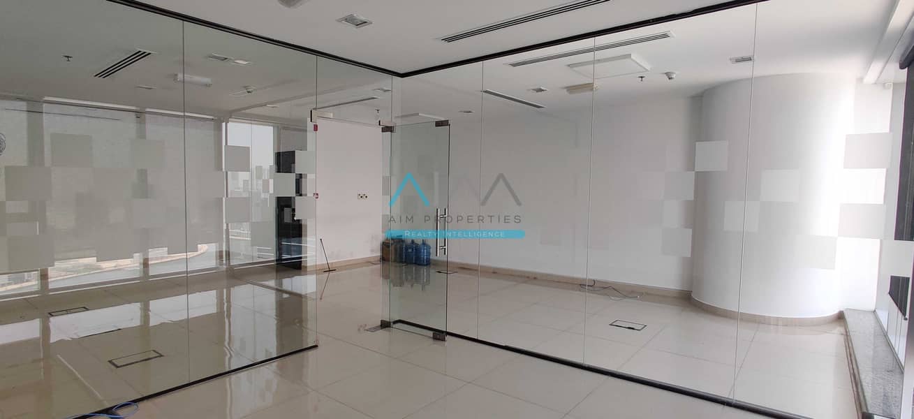 10 FITTED OFFICE |  UNFURNISHED | HIGH FLOOR | NICE OPEN VIEWS | COVERED PARKING | BUSINESS BAY | AVAILABLE FOR RENT