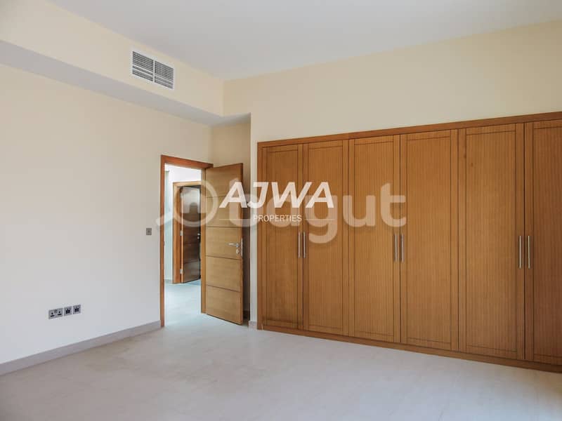 3 Jumeirah Park  4 BR Large Legacy Nova  Sector S