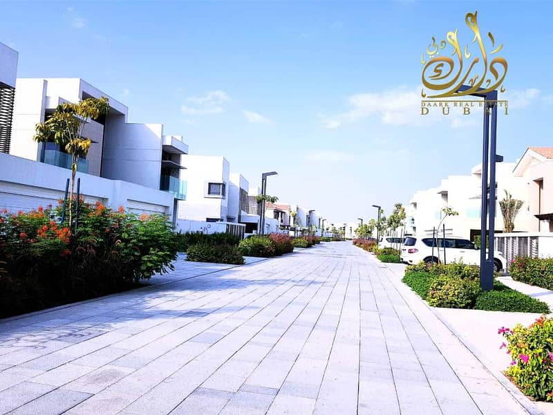 3 District One Mansions by Mohammed Bin Rashid Al Maktoum City -