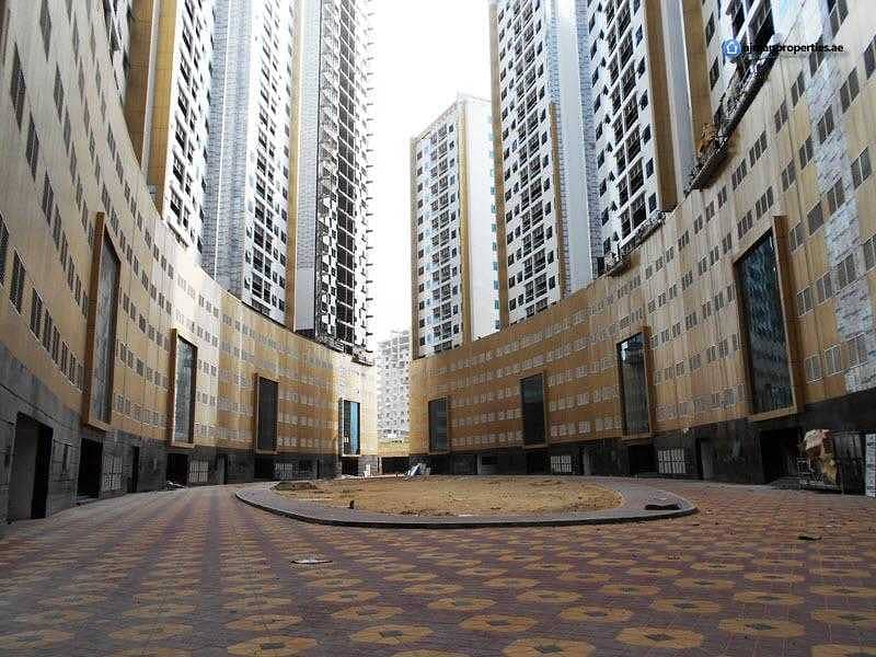 FOR RENT: 1BHK WITH 2 BATH WELL MAINTAIN  AVAILABLE IN AJMAN PEARL TOWER ACCESS TO  EMIRATES ROAD