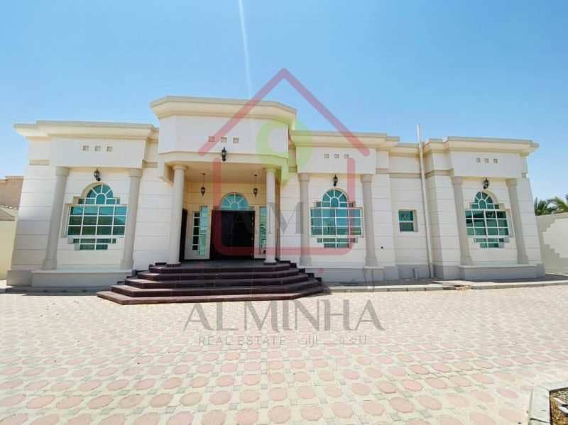 Ground Floor Private Entrance |Driver Room | Yard Ground Floor Private Entrance |Driver Room | Yard