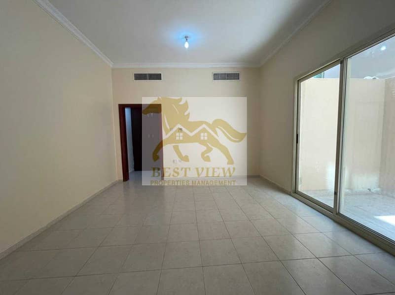 38 Spacious Villa Apartment 3 Masters Bedrooms with Maids room.