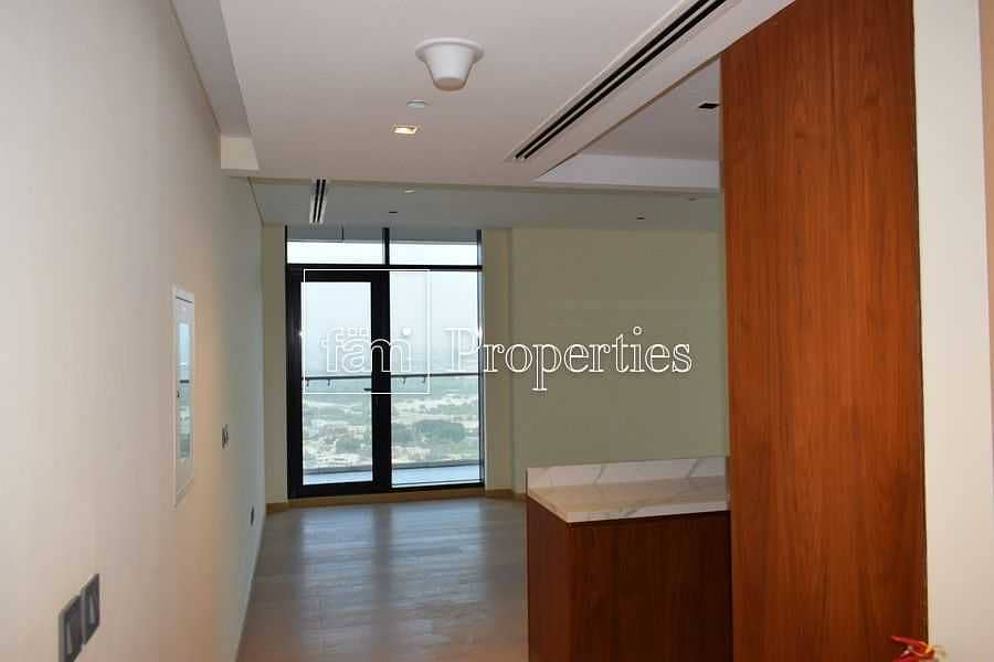 7 Corner View | High Floor | Brand New