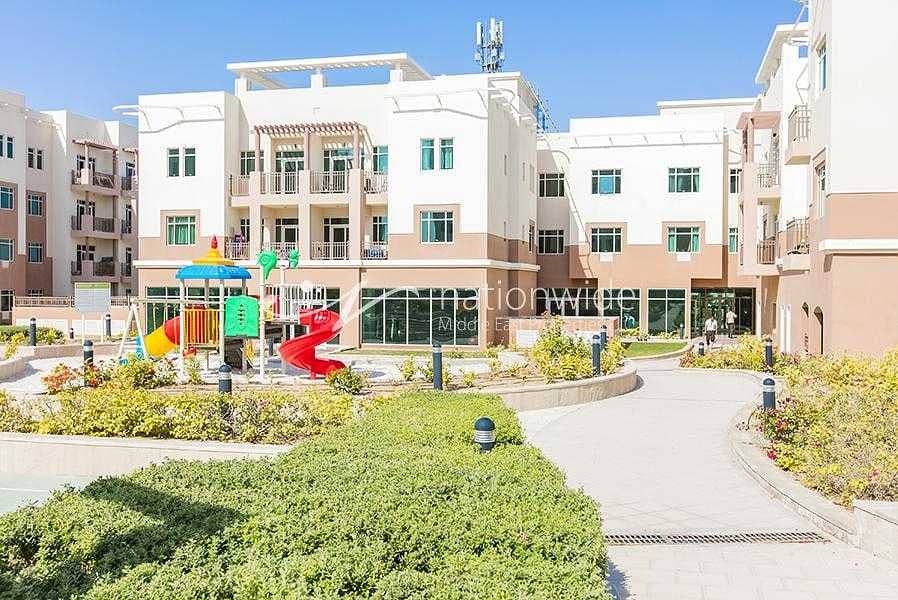 Live your Dream Life w/ This Ready To Move In Unit Live your Dream Life w/ This Ready To Move In Unit