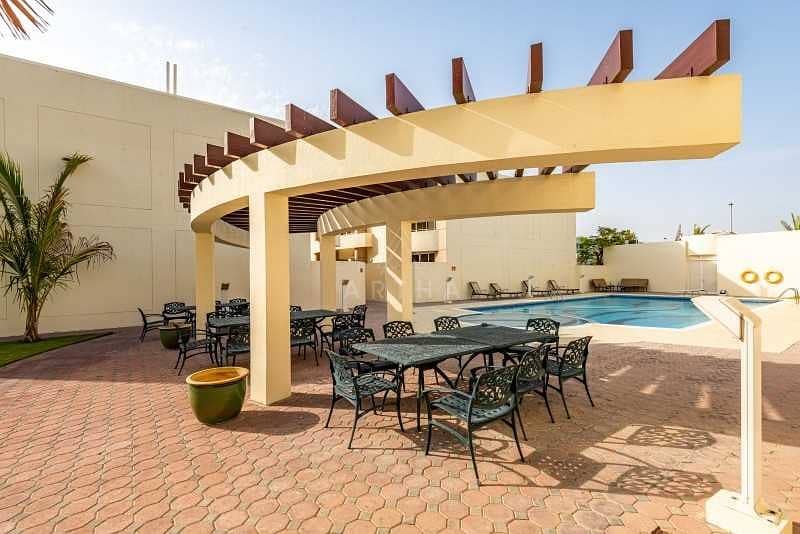 2 Well maintained | Family Compound in Jumeirah 1