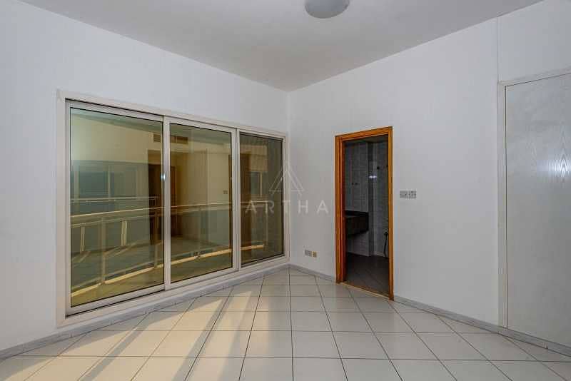 21 Well maintained | Family Compound in Jumeirah 1