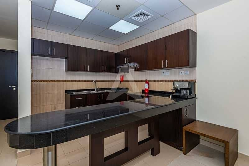 4 60 days Free | Bright  Apartment | Accessible to SZR