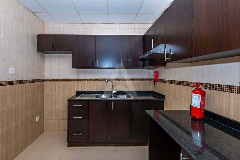 9 60 days Free | Bright  Apartment | Accessible to SZR