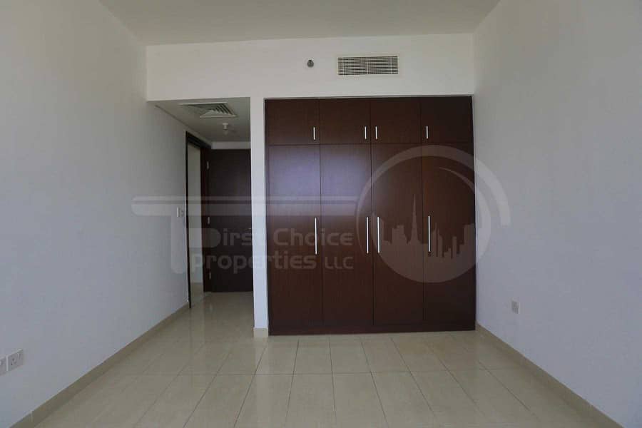 4 Reasonable Price!Excellent Spacious Flat