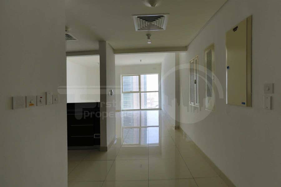 6 Reasonable Price!Excellent Spacious Flat