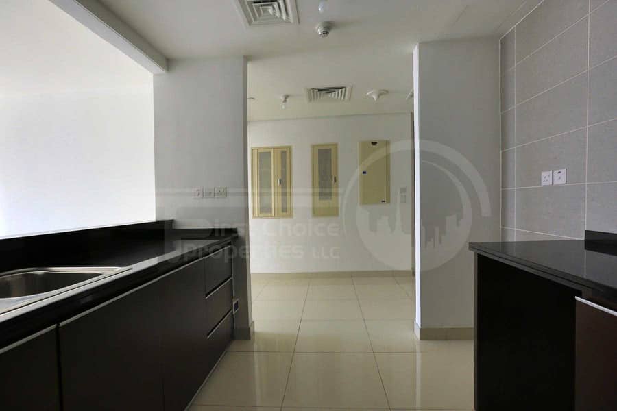 7 Reasonable Price!Excellent Spacious Flat