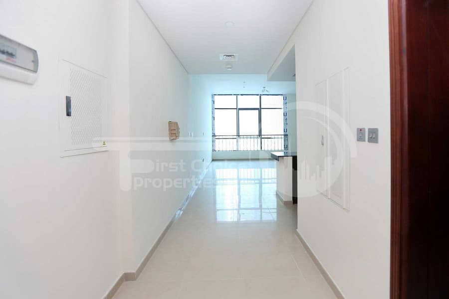 2 Will be vacant soon!Cozy Studio Flat in Al Reem!