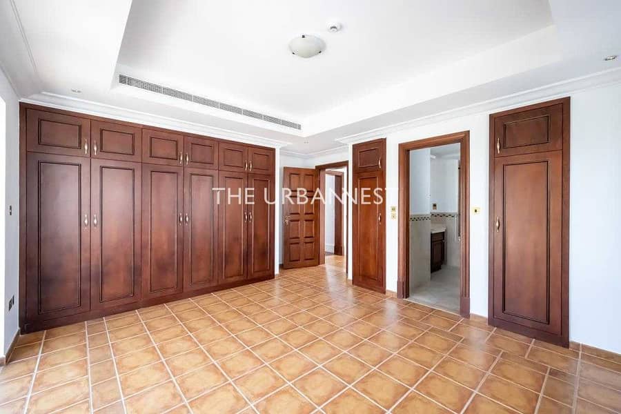 31 Charming 4 Bedroom | Community Facing | Almeria