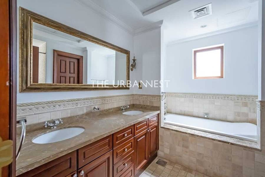 9 Charming 4 Bedroom | Community Facing | Almeria