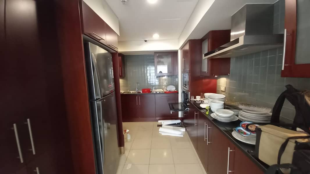 10 Fully Furnished 3BR with Maids