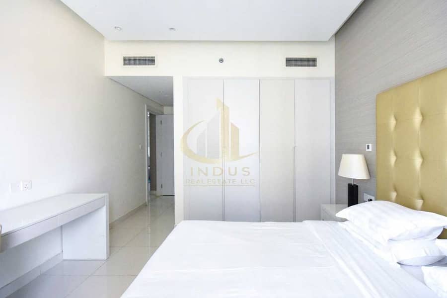 8 Luxury Furnished 2BR | Near Dubai Mall | Canal View