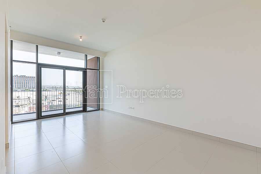 2 Move to a Brand new Apt with a stunning view. .