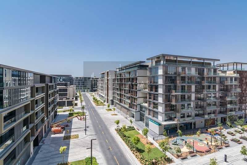 1 Month Free  |Corner Unit |with Open City Walk View