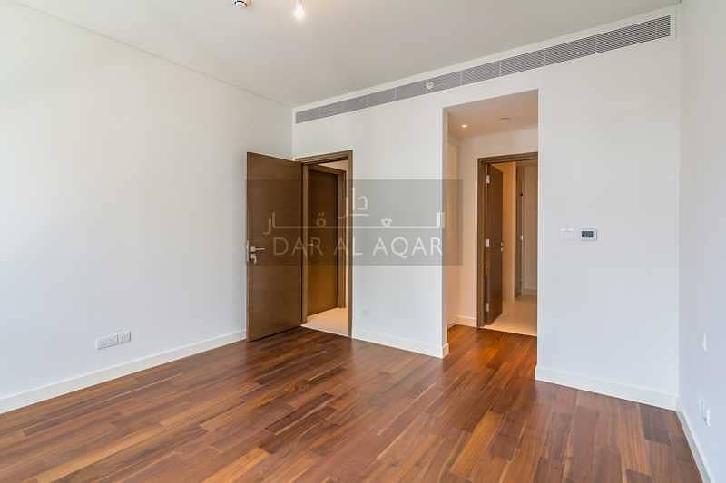 11 1 Month Free  |Corner Unit |with Open City Walk View