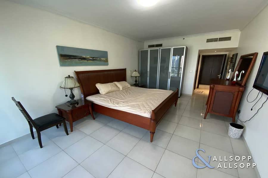 7 Large Layout | Furnished | Vacant | 1 Bed