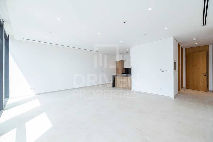 Elegant Unit and High Quality Finishing Elegant Unit and High Quality Finishing