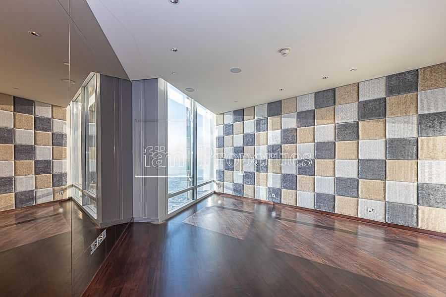 11 VIconic Tower|Vacant Penthouse |Full Fountain View
