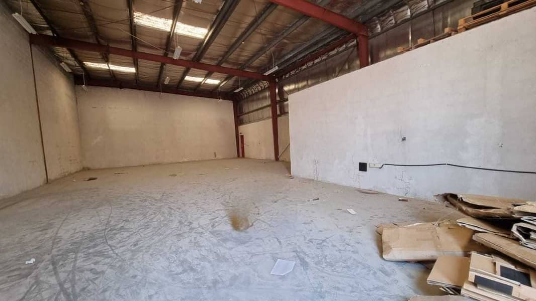 Warehouse for rent in industrial area 18 Very close to the main street ( maliha street) suitable price