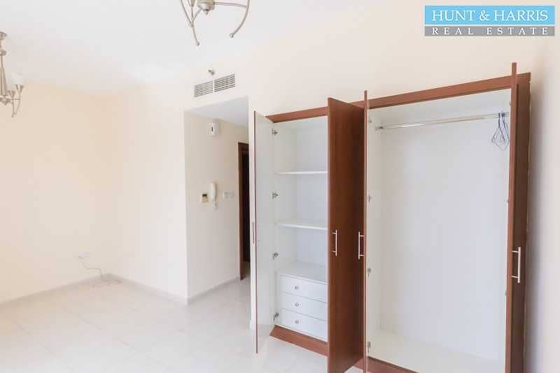6 Studio Apartment - Mina Al Arab - Great Value