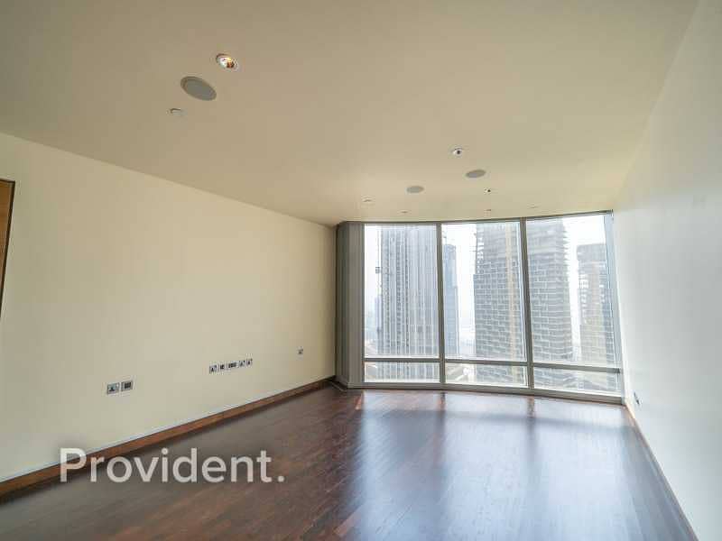 Opera house & Canal View| Unfurnished| High floor