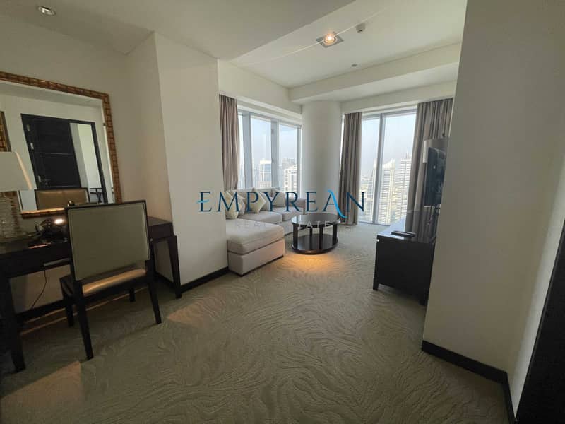 No Service Charges - Corner Unit - Spacious Layout No Service Charges - Corner Unit - Spacious Layout