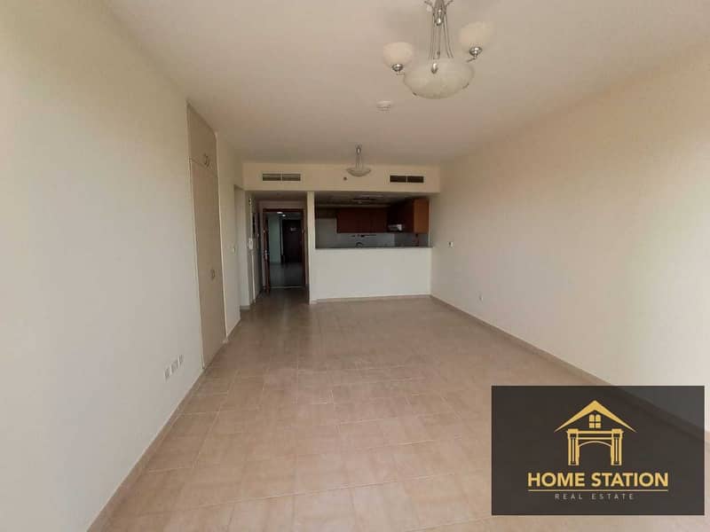 8 SPACIOUS 2BR | HUGE BALCONY | COMMUNITY VIEW  |